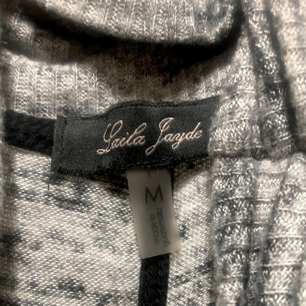 Long Grey Cardigan - Great coverage! - Picture 3 of 4